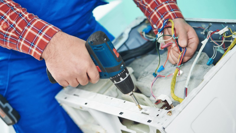 Keçiören Whirlpool Whirlpool çamaşır makinesi kart tamiri – Su almama arızası orijinal parça ile giderildi. - Teknik servis örneği